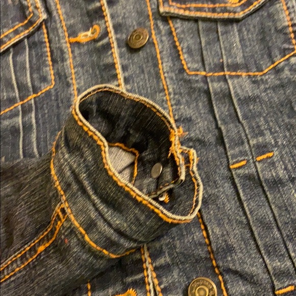 Jeans jacket 🧥 - Picture 5 of 6
